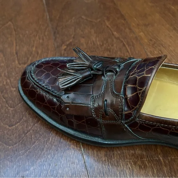 Johnston and Murphy Dapper Brown Tassel Loafers, Crocodile Embossed, Size 10.5