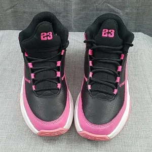 Jordan Max aura 3 dc 1999-062 girls black pink basketball shoes size 5.5Y