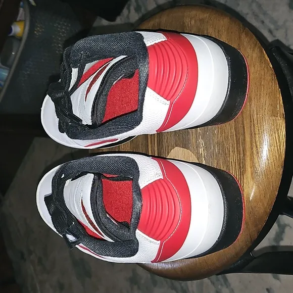 Jordan Retro 2 Low&quot;Chicago&quot;/ 10.5M/Men's White and Black Sneakers