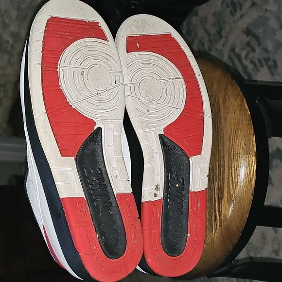 Jordan Retro 2 Low&quot;Chicago&quot;/ 10.5M/Men's White and Black Sneakers