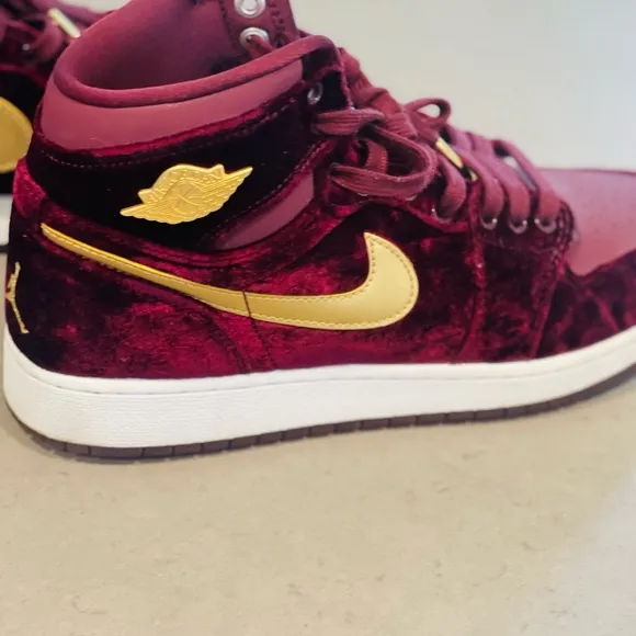 Jordan Velvet Sneakers - Burgundy and Gold