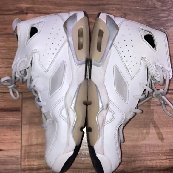 Jordan’s 5 retro All white Silver basketball 4Y sneakers shoes