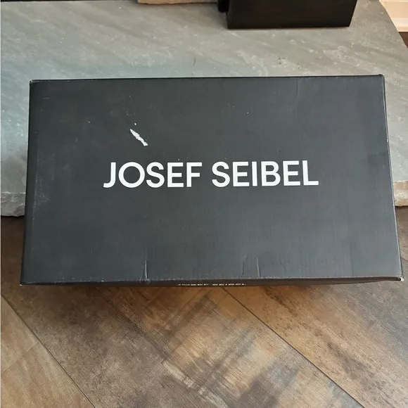 Josef Seibel Women’s Size 42 US 11 Caren 01 Camel Brown Leather Lace Up Sneakers