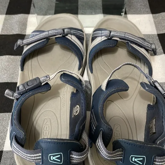 Keen Terradora II Open Toe Women's Sandals 2 Strap Buckle Size 9.5 Blue Shoes