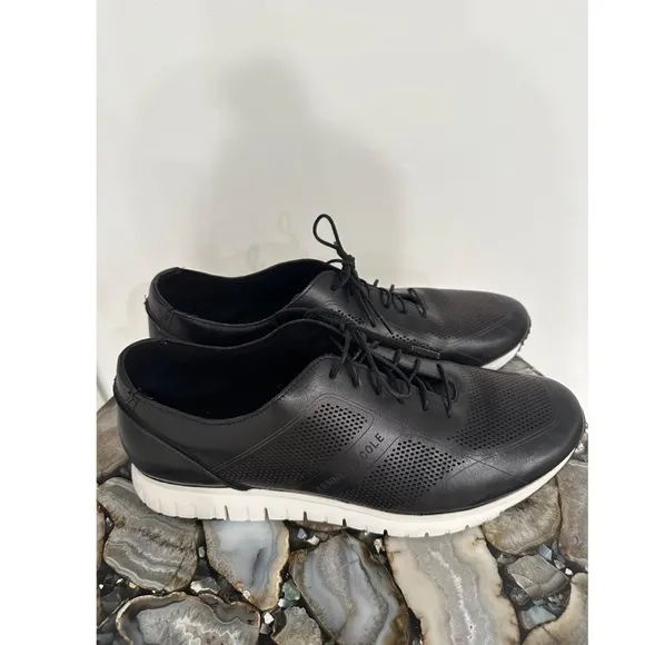 KENNETH COLE ATHLETIC SHOES