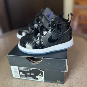 Kids Black Jordan Shoes