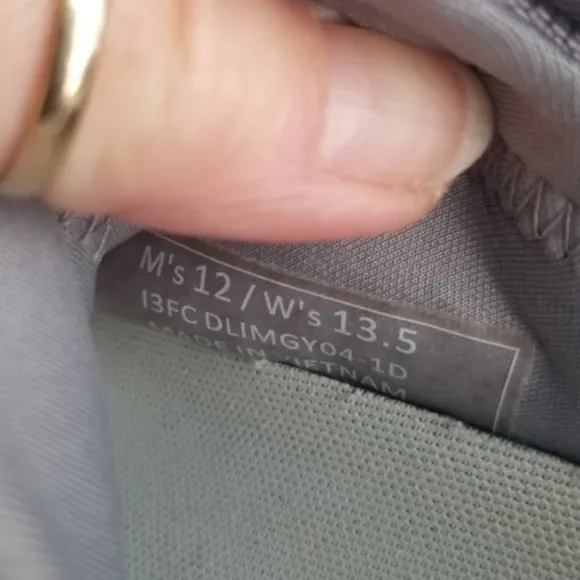 Kizik Lima Comfort Sneakers (Mens 12 Womens 13.5) Gray Hands Free Shoes