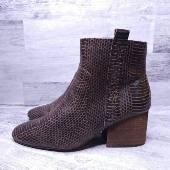 Kork-Ease Korks Leyland Snake Embossed Heeled Leather Boot Brown Women's sz 9