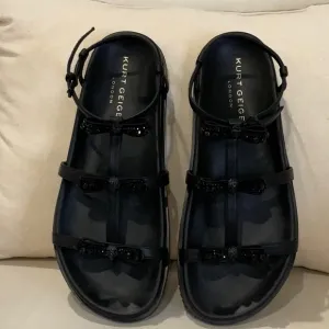 Kurt Geiger Black Women's Sandals