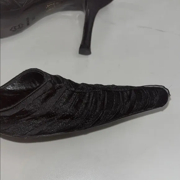 La Perla women’s size 38 Elegant Black sling back Heels / preowned/ vintage look