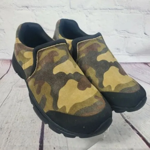 Land's End Youth Size 4 Camouflage Suede All Weather Moc Shoes