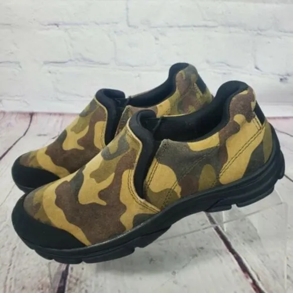 Land's End Youth Size 4 Camouflage Suede All Weather Moc Shoes