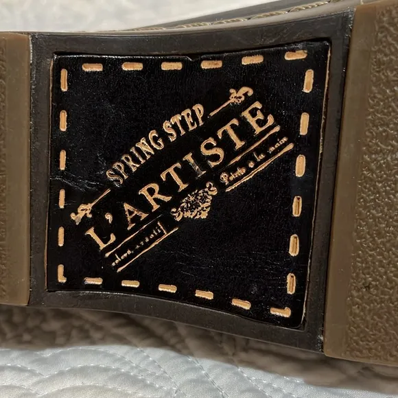 L’Artiste Spring Step Burbank shoes, size 40, NWOT