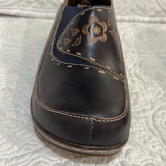 L’Artiste Spring Step Burbank shoes, size 40, NWOT