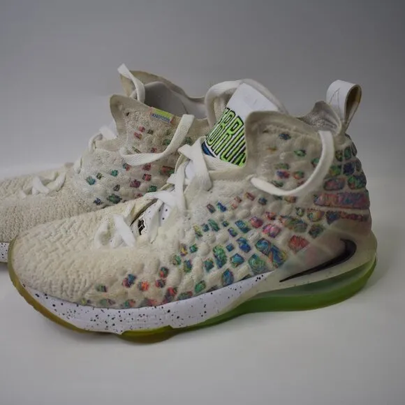 LeBron 17 XVII Air Command Shoes Nike Youth BQ5594-100 GS Size 5.5Y Women's 7  G