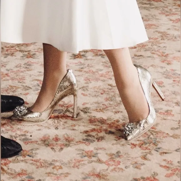 Like New Ted Baker Elegant Gold metallic Leather Heels with large rhinestones.