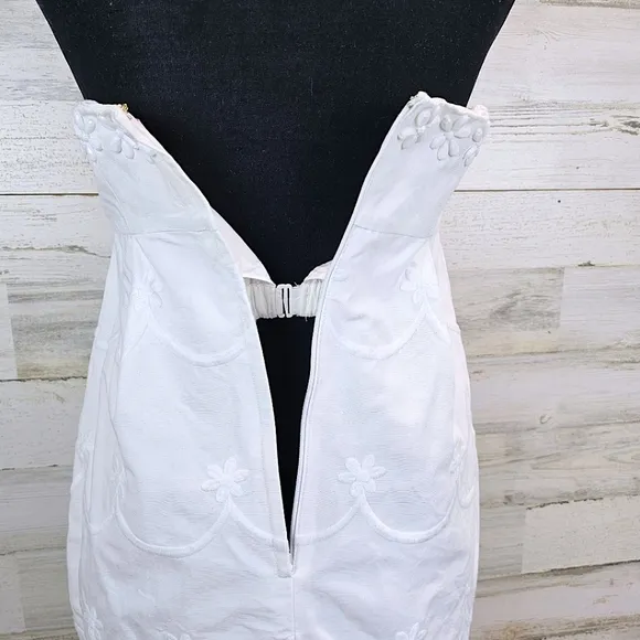 Lilly Pulitzer White Embroidered &amp; Beaded Strapless Mini Dress Sz 4 Boho Beachy