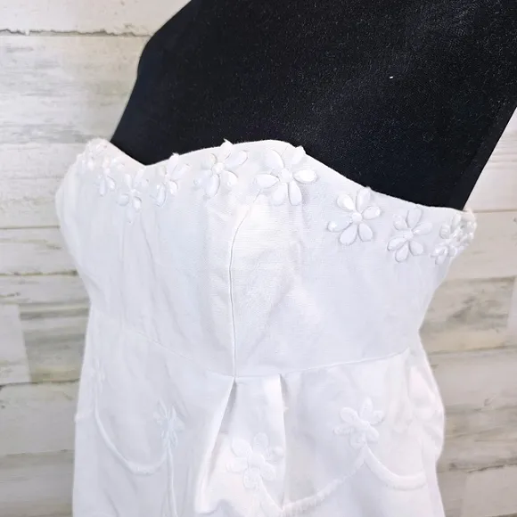 Lilly Pulitzer White Embroidered &amp; Beaded Strapless Mini Dress Sz 4 Boho Beachy
