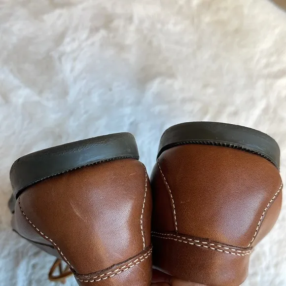 L.L. Bean Handsewn men’s leather moccasins  Boucher moc in oakwood