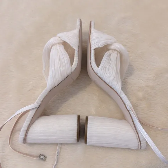 Loeffler Randall Reed Knotted Bow Heels in Ivory White - Size 10