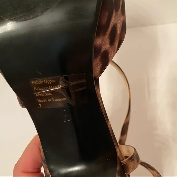 LULU TOWNSEND HEEL LEOPARD PRINT BROWN TAN OPEN TOE STRAP SIZE 9