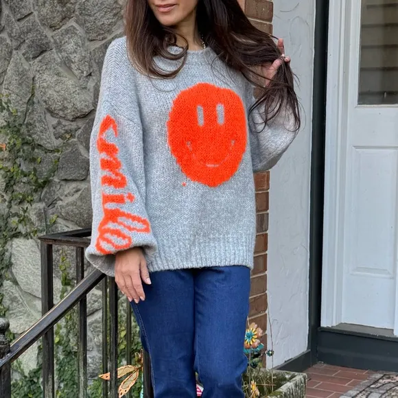 MADE IN ITALY OVERSIZED SMILE FABULOUS SWEATER