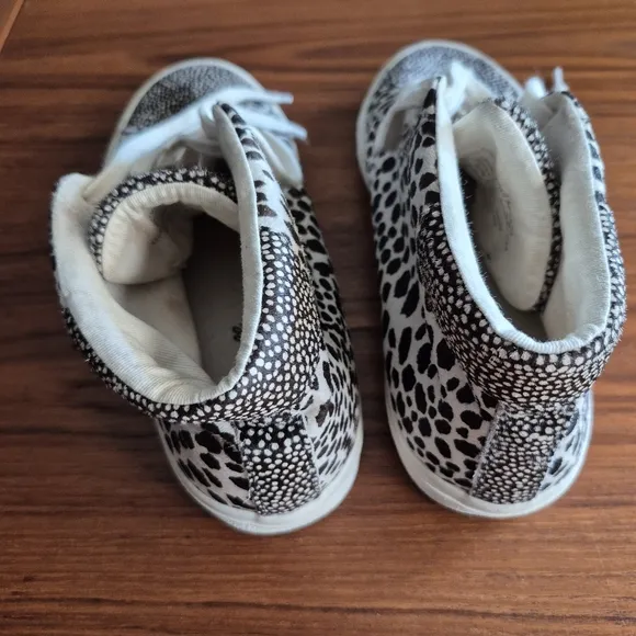 Madewell Women's High-Top Animal Print Sneakers  Black and White 7.5