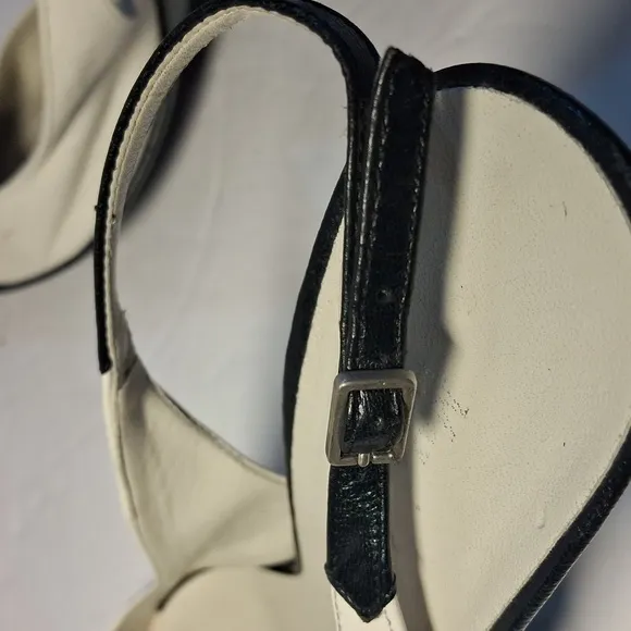 MAX DE CARLO Black and White Women's Heels