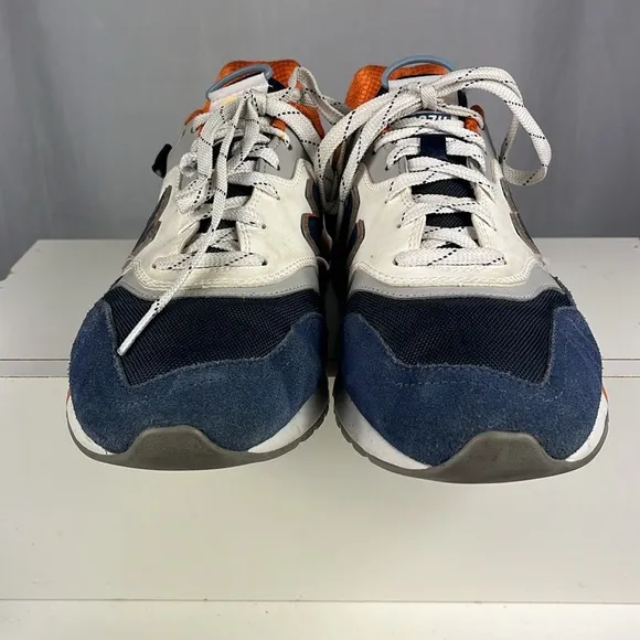 Men’s New Balance 997H Sneaker in Moon Shadow.