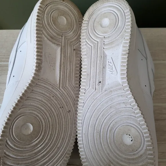 Mens Nike Air Force 1 '07 White Size 10 Shoes Low Top Sneakers