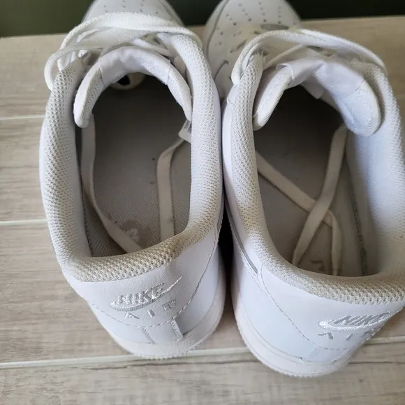 Mens Nike Air Force 1 '07 White Size 10 Shoes Low Top Sneakers