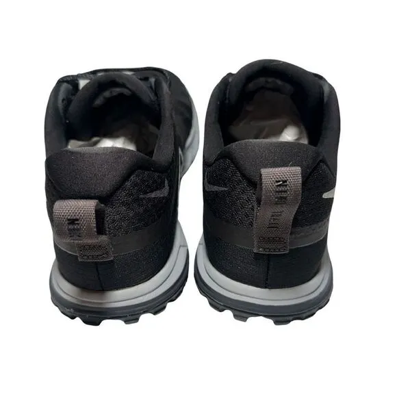 Men’s Nike trail wild horse athletic shoes size 8.5 black