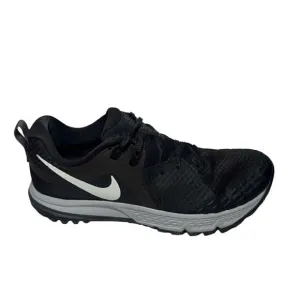 Men’s Nike trail wild horse athletic shoes size 8.5 black