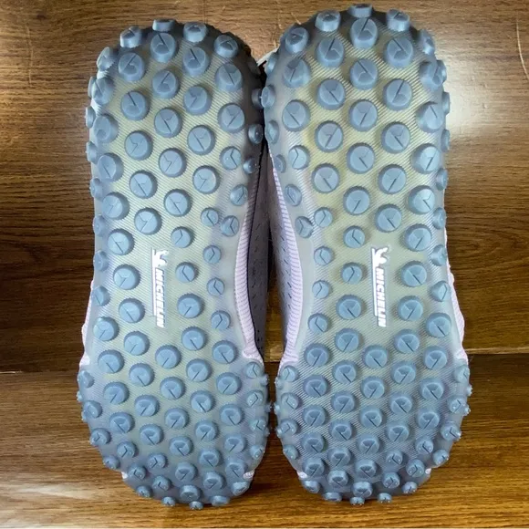 Mens Trail Running Shoes size 11