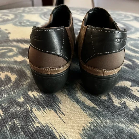 MERRELL Brown Size 8.5 Leather Shoes with Select Grip Sole