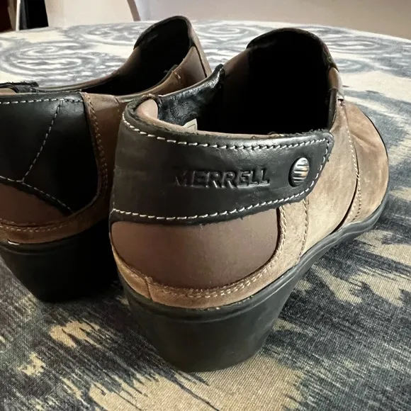 MERRELL Brown Size 8.5 Leather Shoes with Select Grip Sole