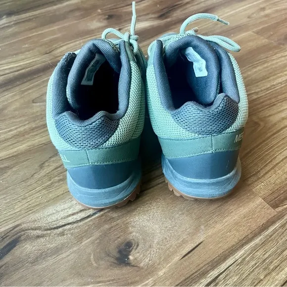 Merrell Nova 2 Mid Shoes