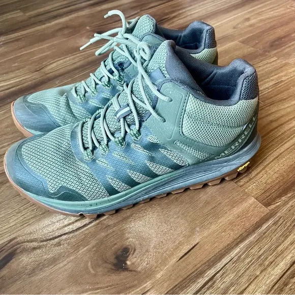 Merrell Nova 2 Mid Shoes