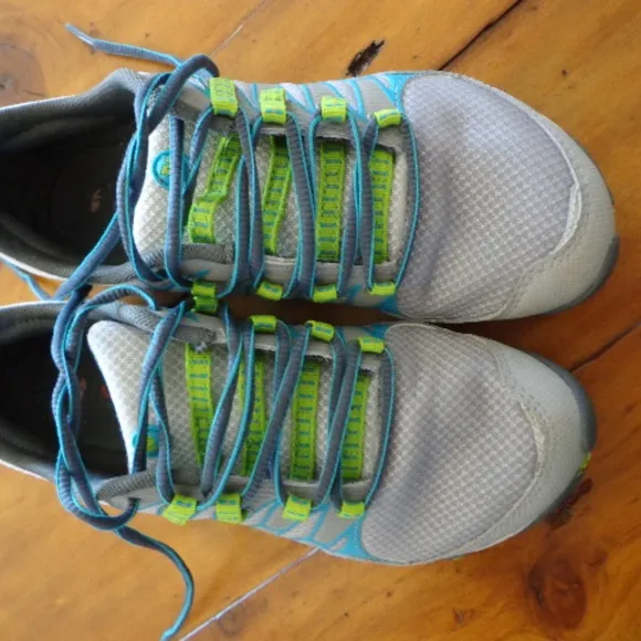 Merrell Shoes Athletic Sz 6M All Out Trail Runner
