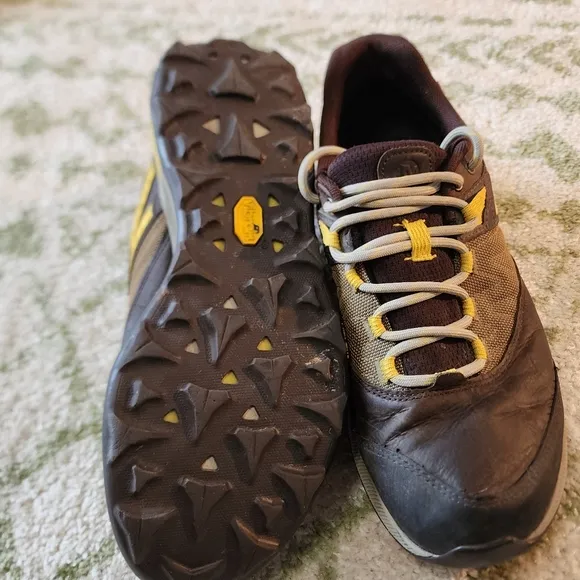 Merrell Zion Waterproof Low Hiking Shoes, Men’s 10