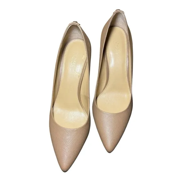 MICHAEL KORS Elegant Tan Women's Pumps Size 8 NWT