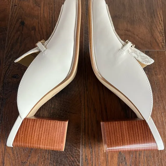 Michael Kors Tiffanie Leather and Empire Monogram Heeled Mule size 9