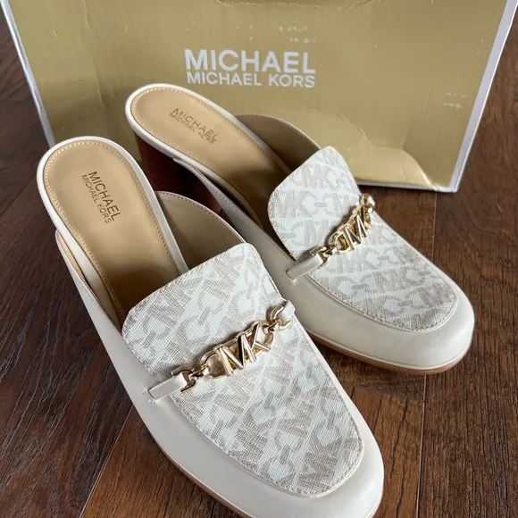 Michael Kors Tiffanie Leather and Empire Monogram Heeled Mule size 9