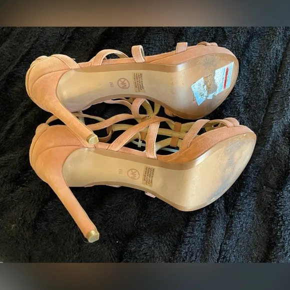 Michael Kors Women's Pale Pink Strappy Heels. Size 9M