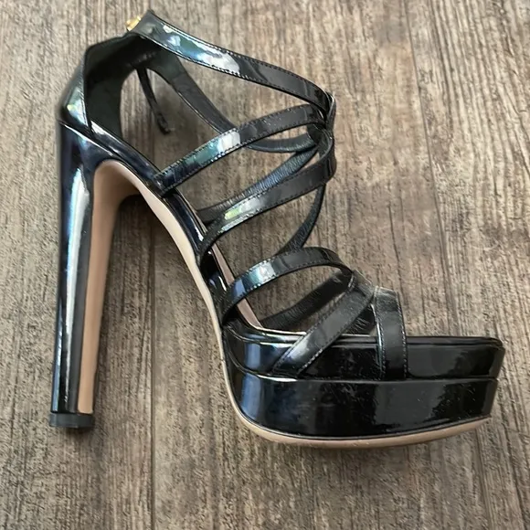 MIU MIU BLACK HIGH HEEL SHOES