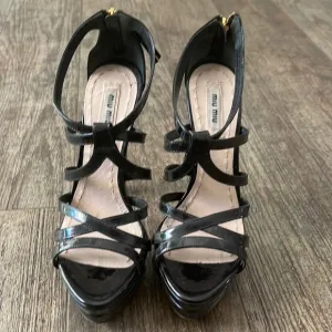 MIU MIU BLACK HIGH HEEL SHOES