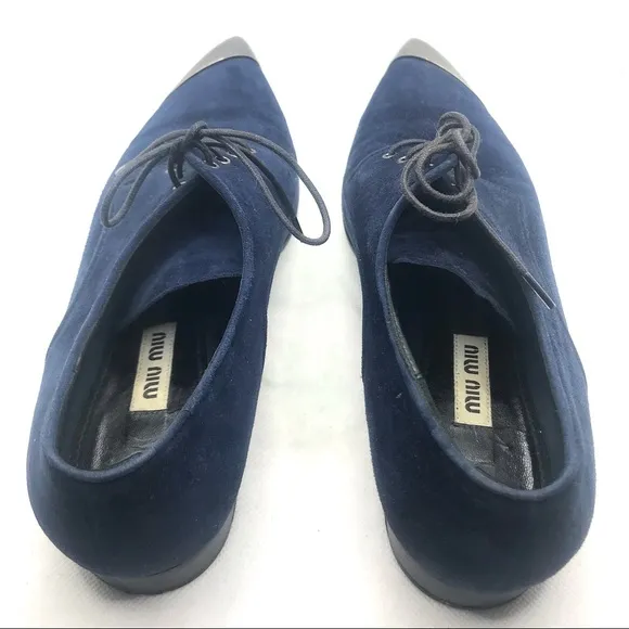 MIU MIU BLUE SUEDE LOAFER WITH SILVER METAL TIPPED TOE (36)