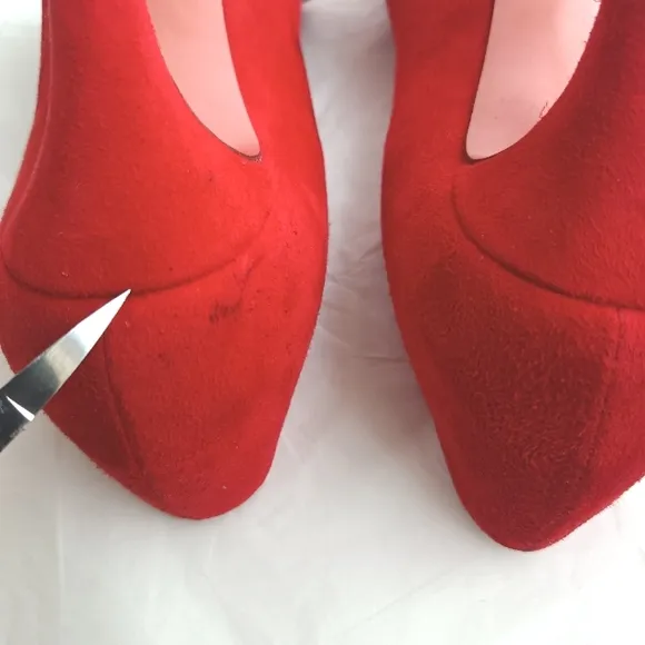 Miu miu red suede pumps size 39