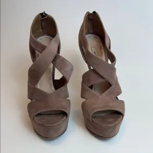 Miu Miu Suede Dusty Pink High Heel Size 37.5