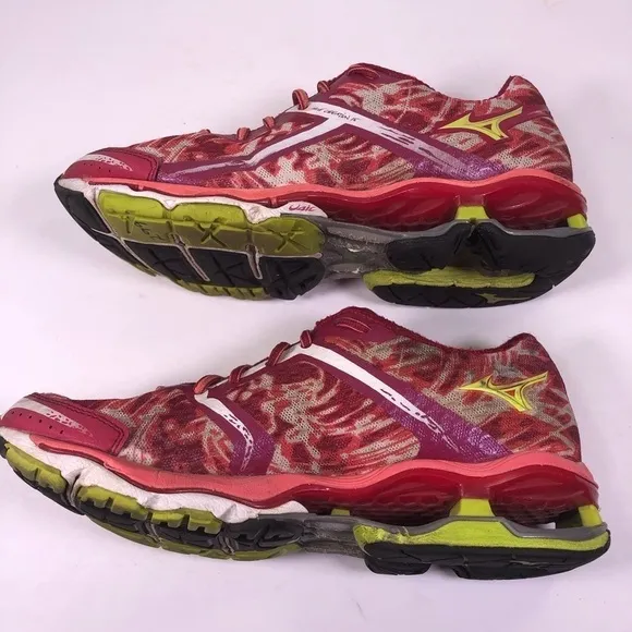 Mizuno Wave Creation 15 Rare Running Shoes